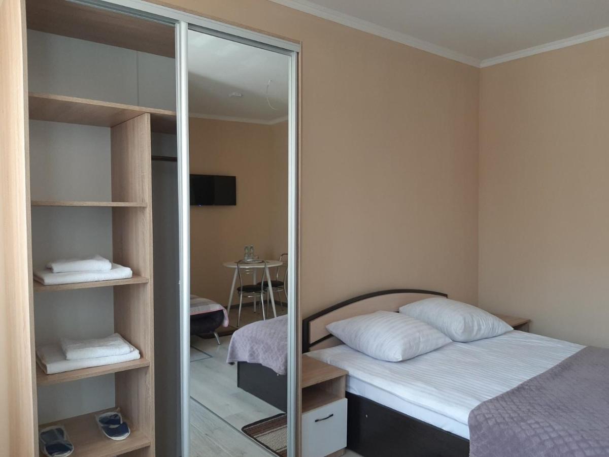Hotel 7/24 Brovary Εξωτερικό φωτογραφία